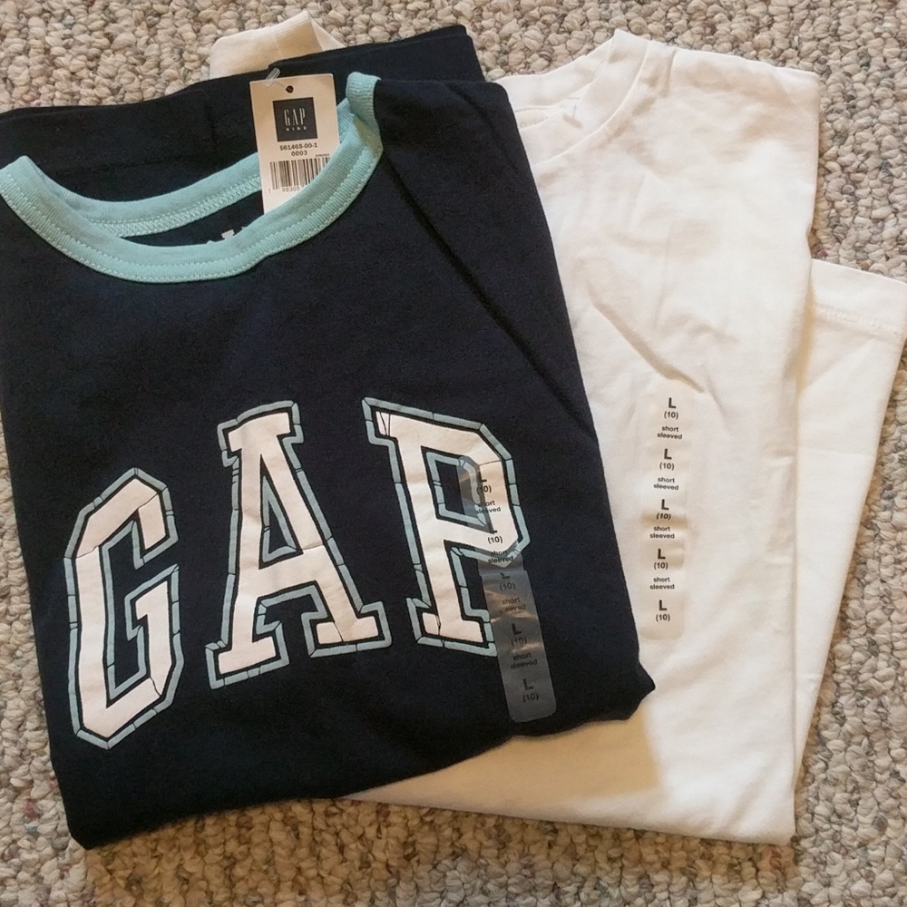 Boys solid white & GAP blue soft cotton T-shirts
